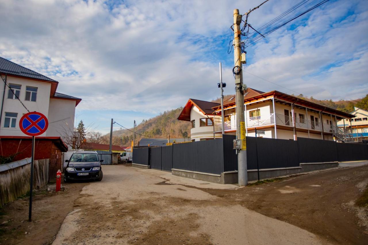 Vaias Aparts Тирґу-Нямц Екстер'єр фото
